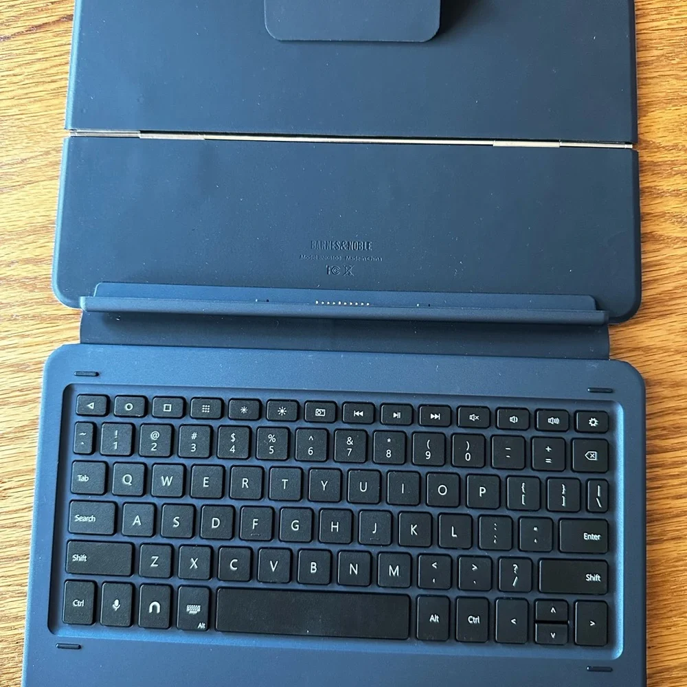 Nook Smart Keyboard 10.1” Tablet